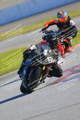media/Jan-20-2023-Fastrack Riders (Fri) [[f2ad32aba3]]/Private/session 5 turn 13/
